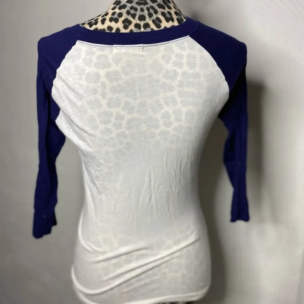 Y2K Forever 21 White and Navy Baseball Tee